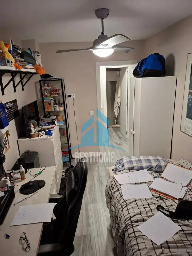 Habitación de Piso en venta en Fuenlabrada con Calefacción y Amueblado