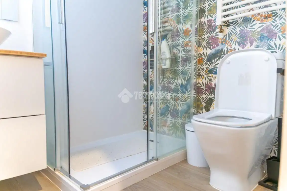 Baño de Piso en venta en Madrid con Aire acondicionado, Calefacción y Amueblado