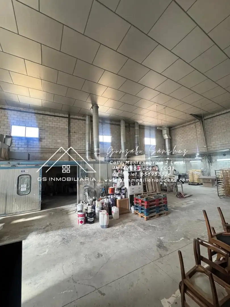 Industrial building for sale in Poleares