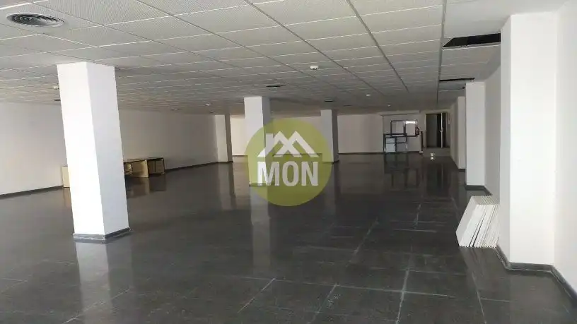 Büro zum Verkauf in Del Puerto (pol. ind. Ingruinsa), Avenida de Abril - 9 de Octubre
