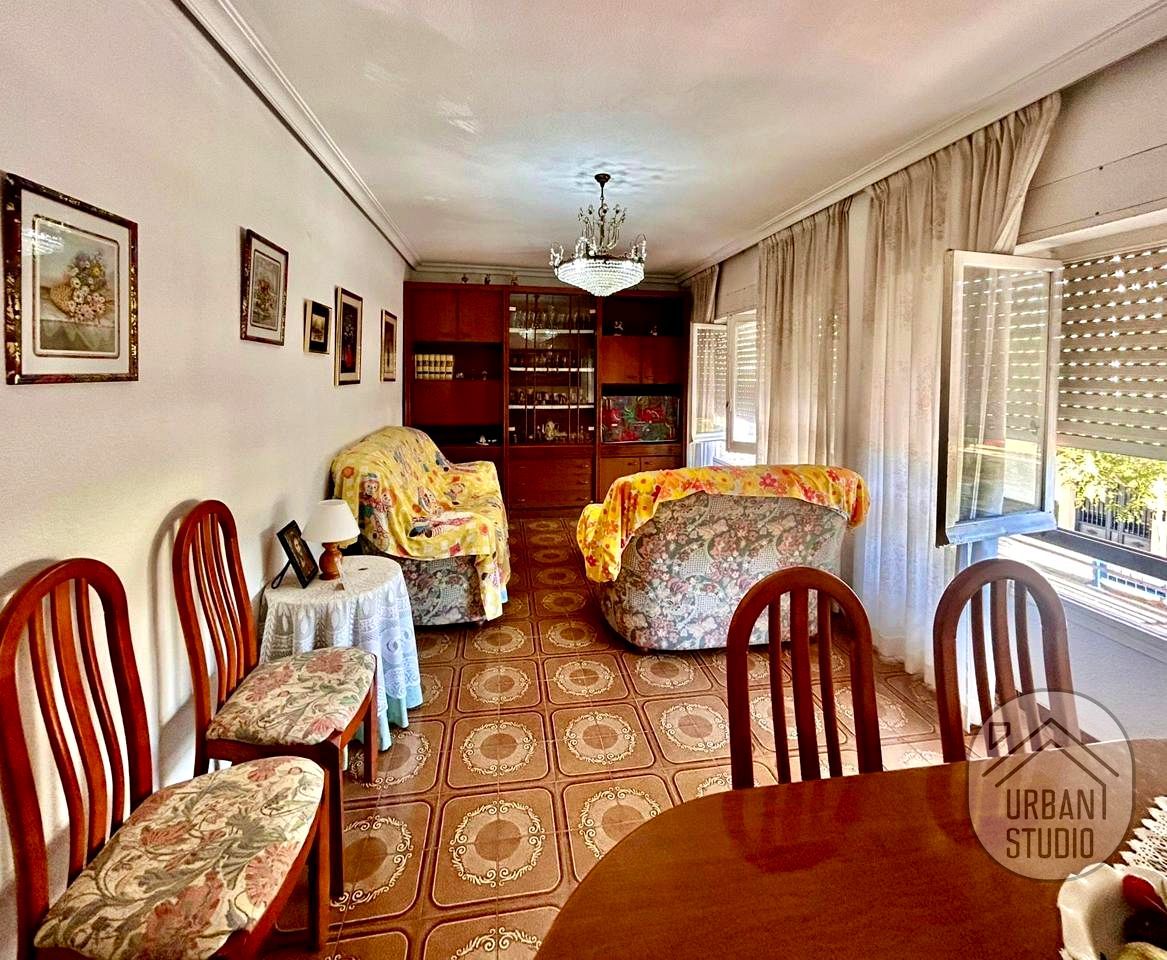 Sala de estar de Piso en venta en Alicante / Alacant con Amueblado