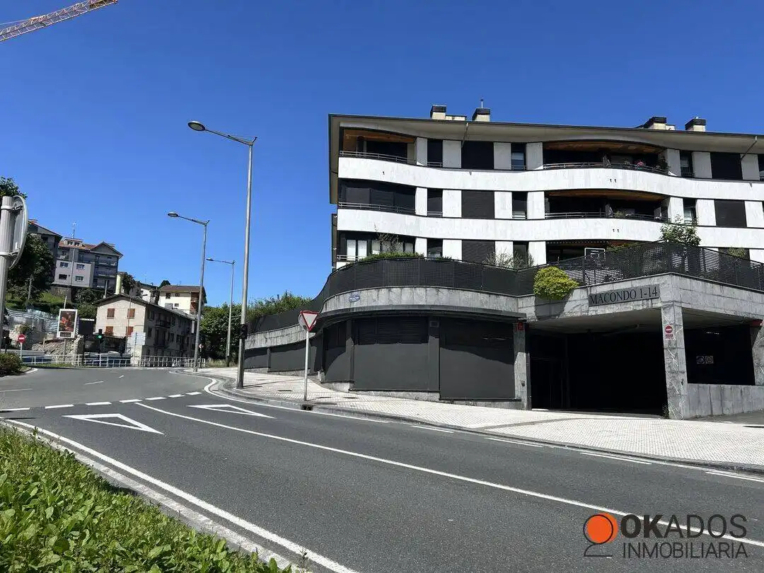 Vista exterior de Garatge en venda en Donostia - San Sebastián 