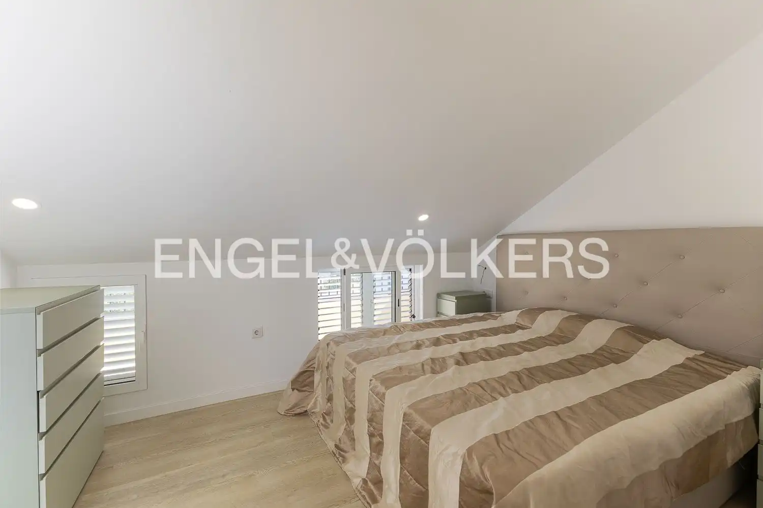Bedroom of Houses for sale in Alboraya  with Air Conditioner, Heating and Terrace