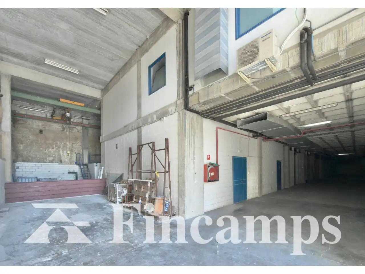 Fabrikhallen zum Verkauf in Avenida Parc Tecnològic, 7, Serraparera