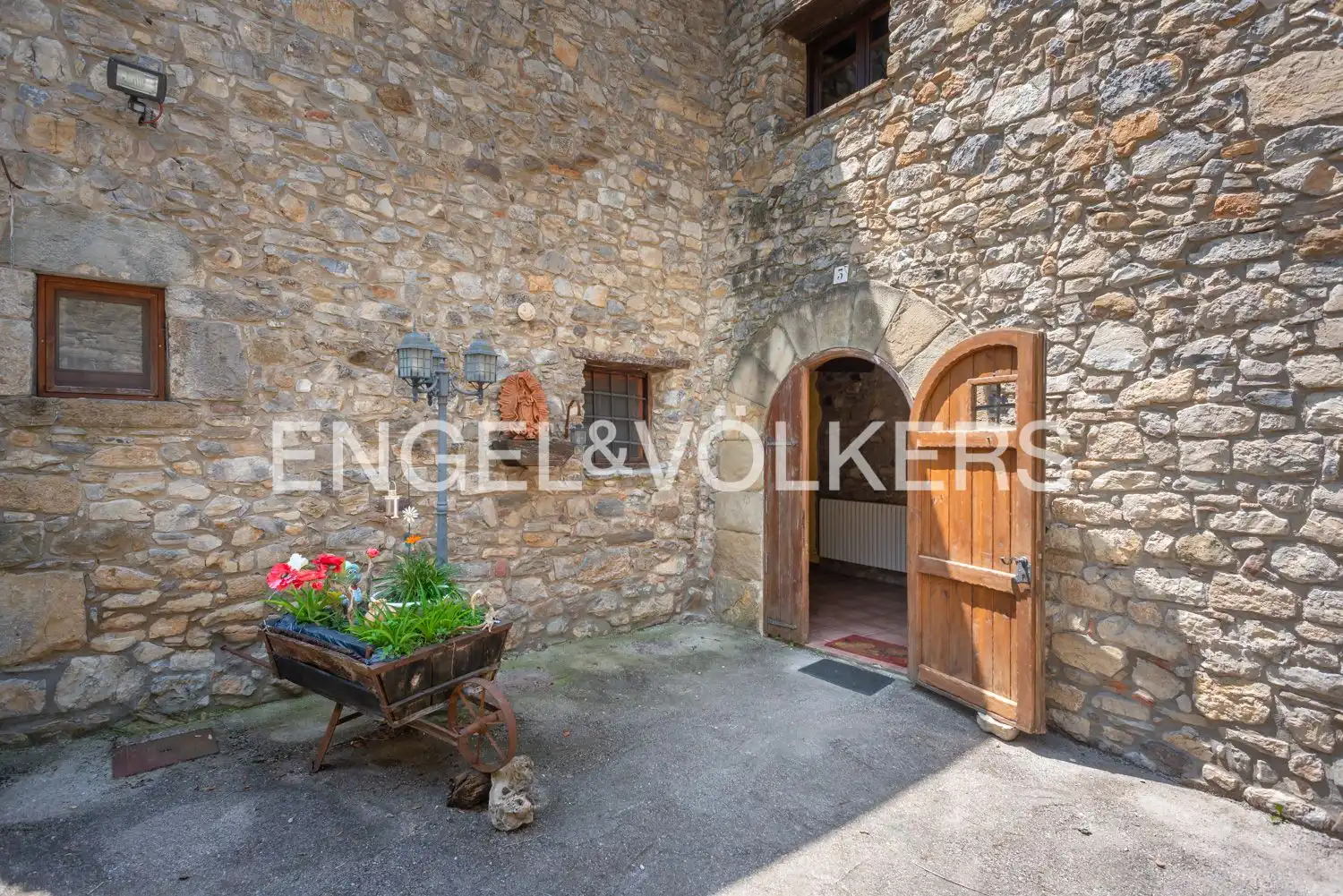 Casa o chalet en venta en La Vall de Bianya con Calefacción, Jardín privado y Terraza