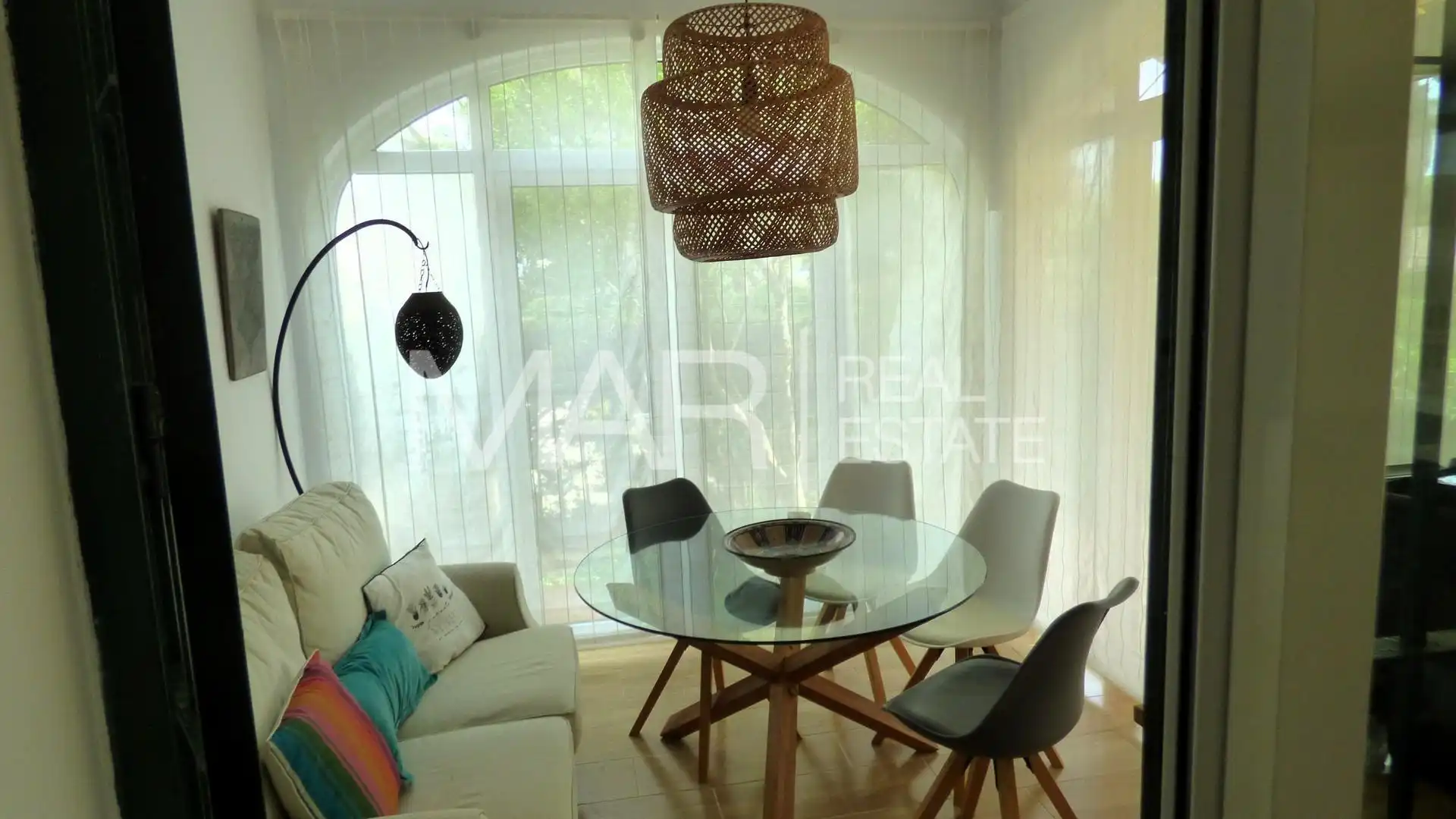 Menjador de Casa o xalet en venda en Chiclana de la Frontera amb Aire condicionat, Jardí privat i Terrassa