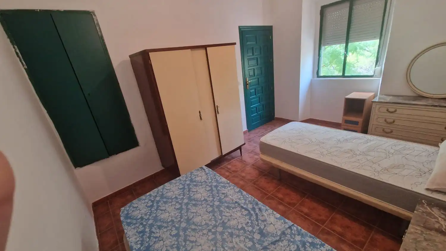 Dormitori de Casa o xalet de lloguer en Jaén amb Calefacció i Piscina