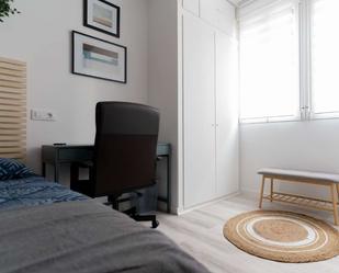 Bedroom of Flat to share in  Madrid Capital  with Air Conditioner and Terrace