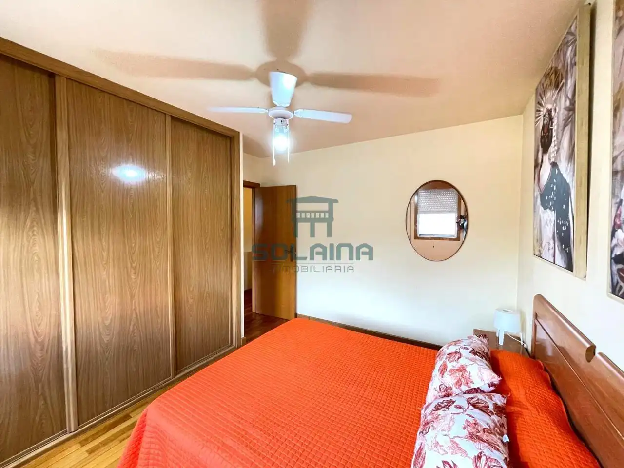 Habitación de Casa adosada en venta en A Arnoia con Calefacción, Jardín privado y Parquet