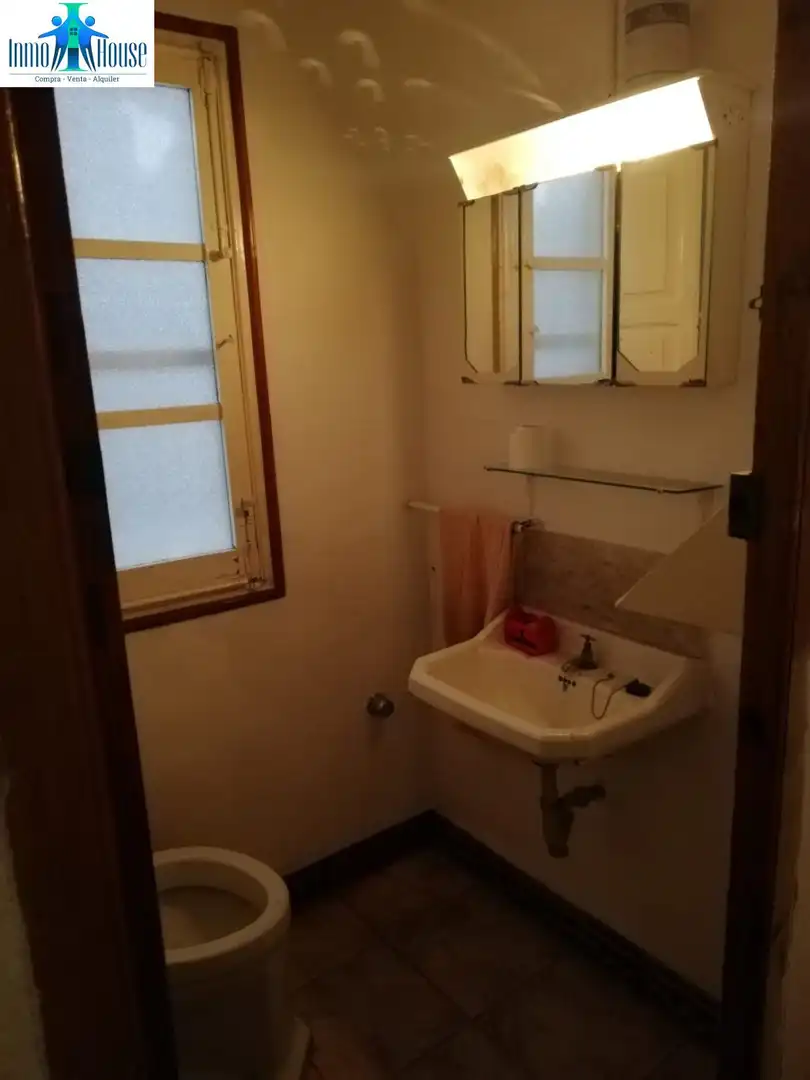 Bany de Casa o xalet en venda en Albacete amb Terrassa, Traster i Moblat