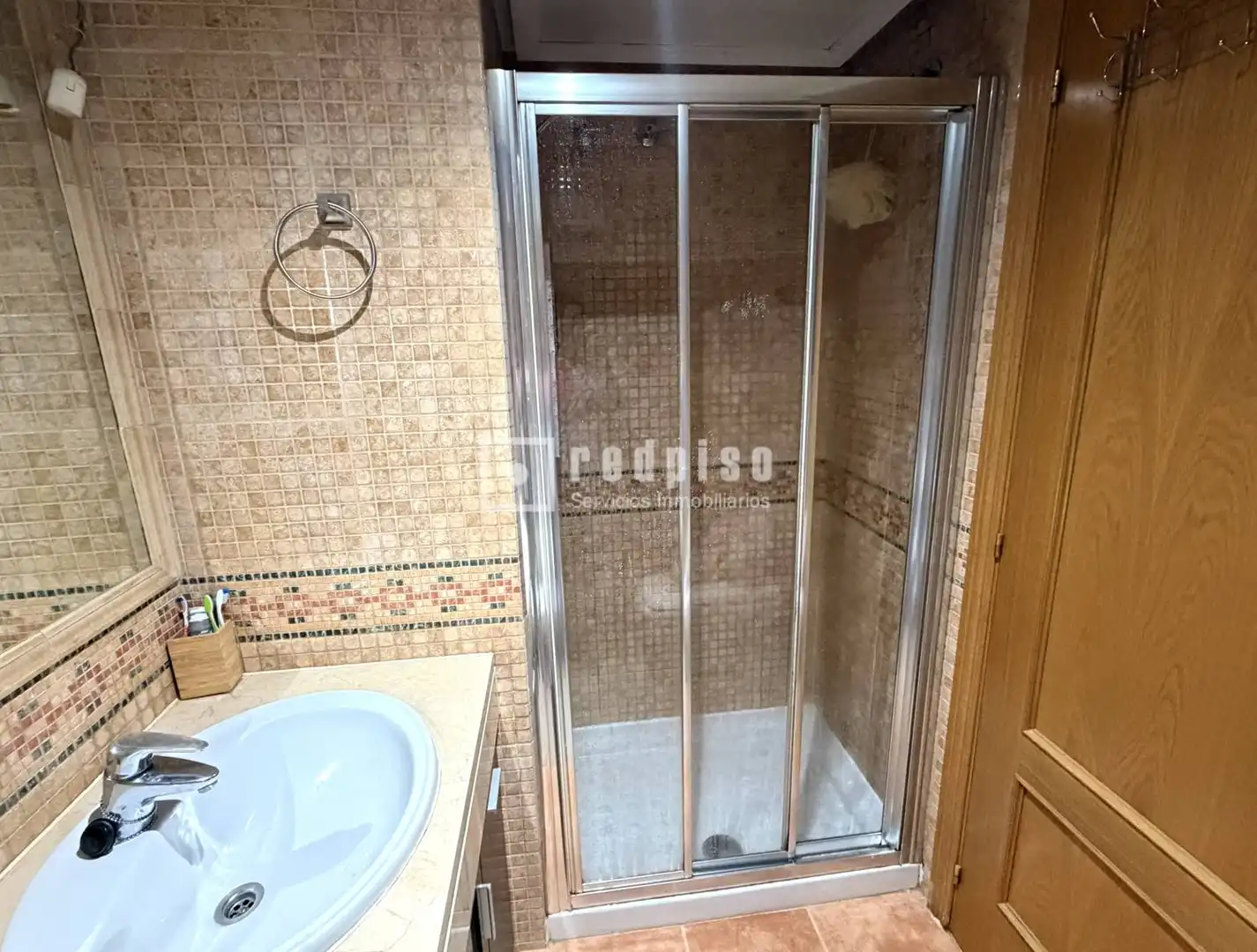 Bathroom of Flat for sale in Madrid  with Air Conditioner, Heating and Private garden