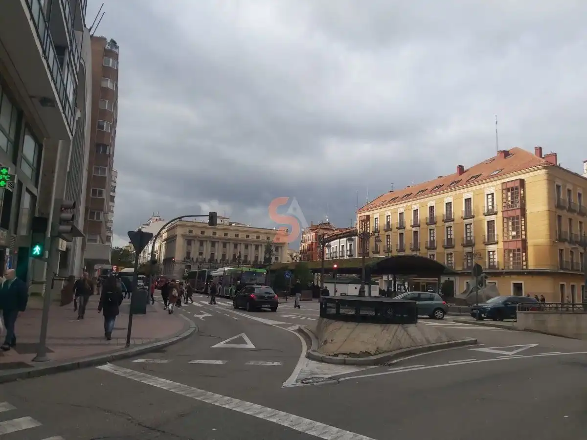 Exterior view of Commercial properties for rent in Valladolid