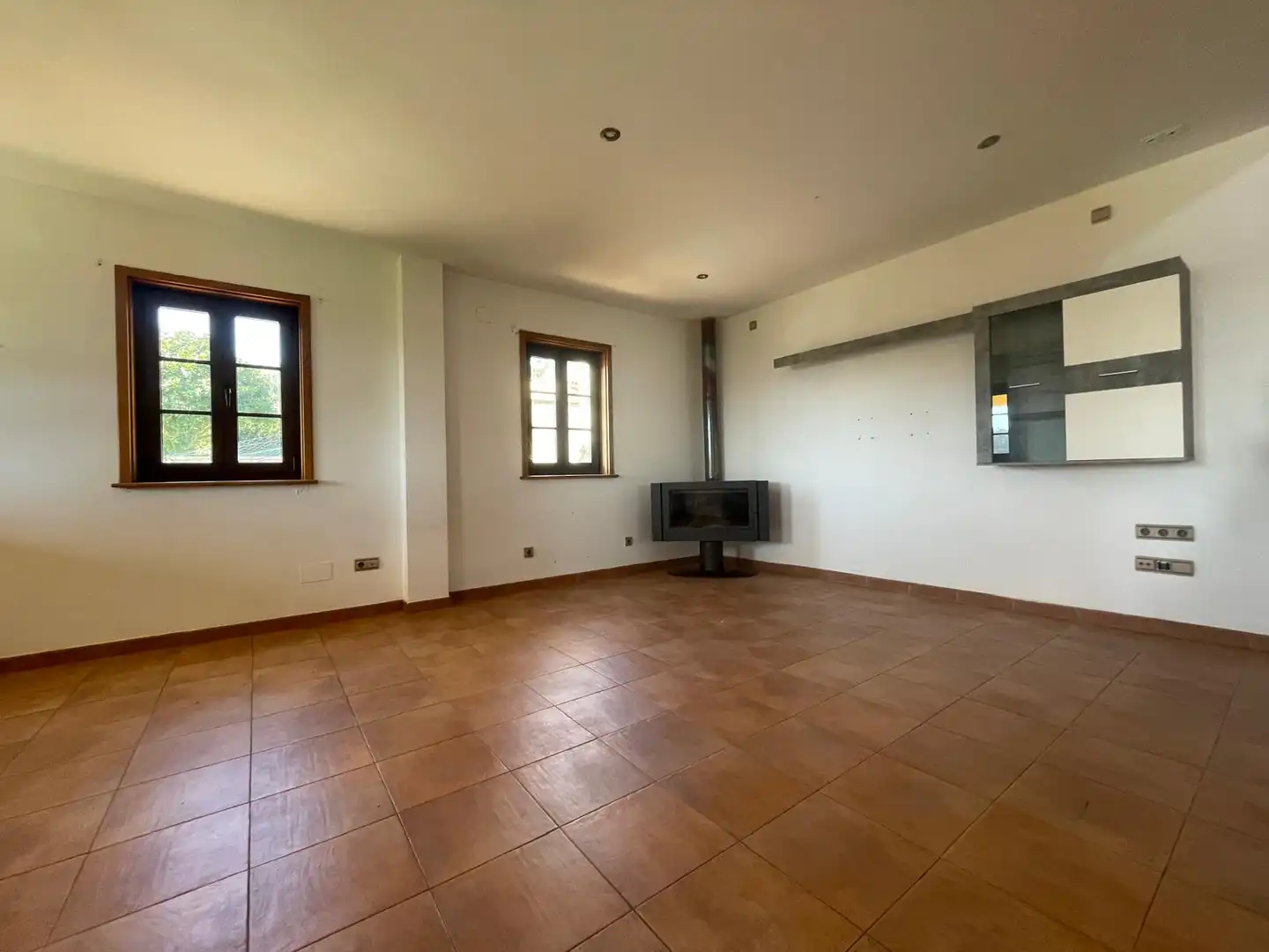Sala d'estar de Casa o xalet en venda en Ferrol amb Calefacció, Forn i Rentadora