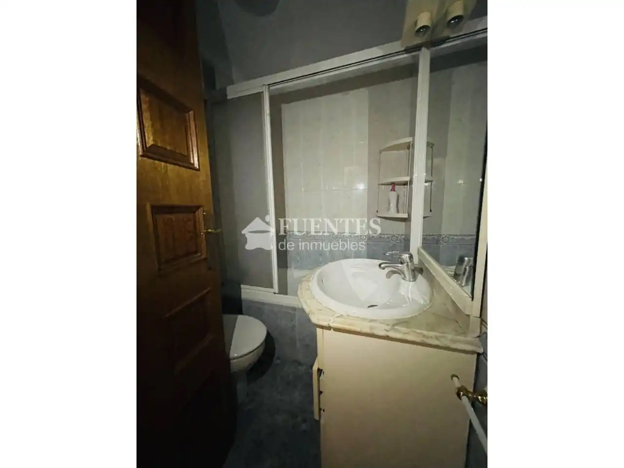 Habitación de Piso en venta en Alicante / Alacant con Aire acondicionado y Terraza