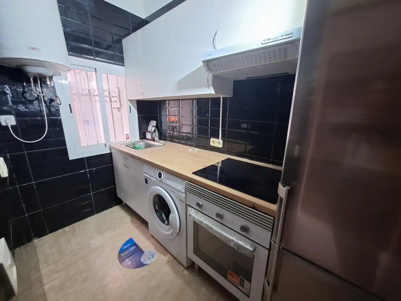 Kitchen of Ground floor for sale in Madrid