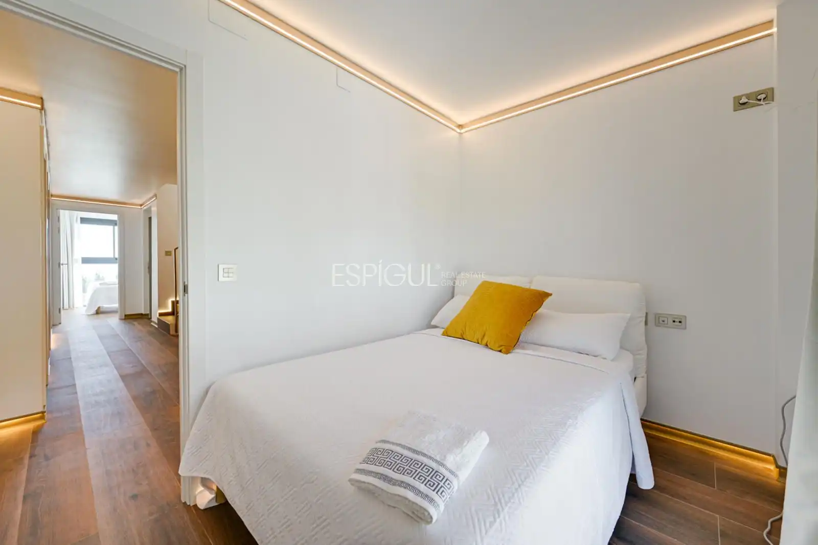 Reihenhaus mit Garten zum Verkauf in 8 de Març, imagen 21