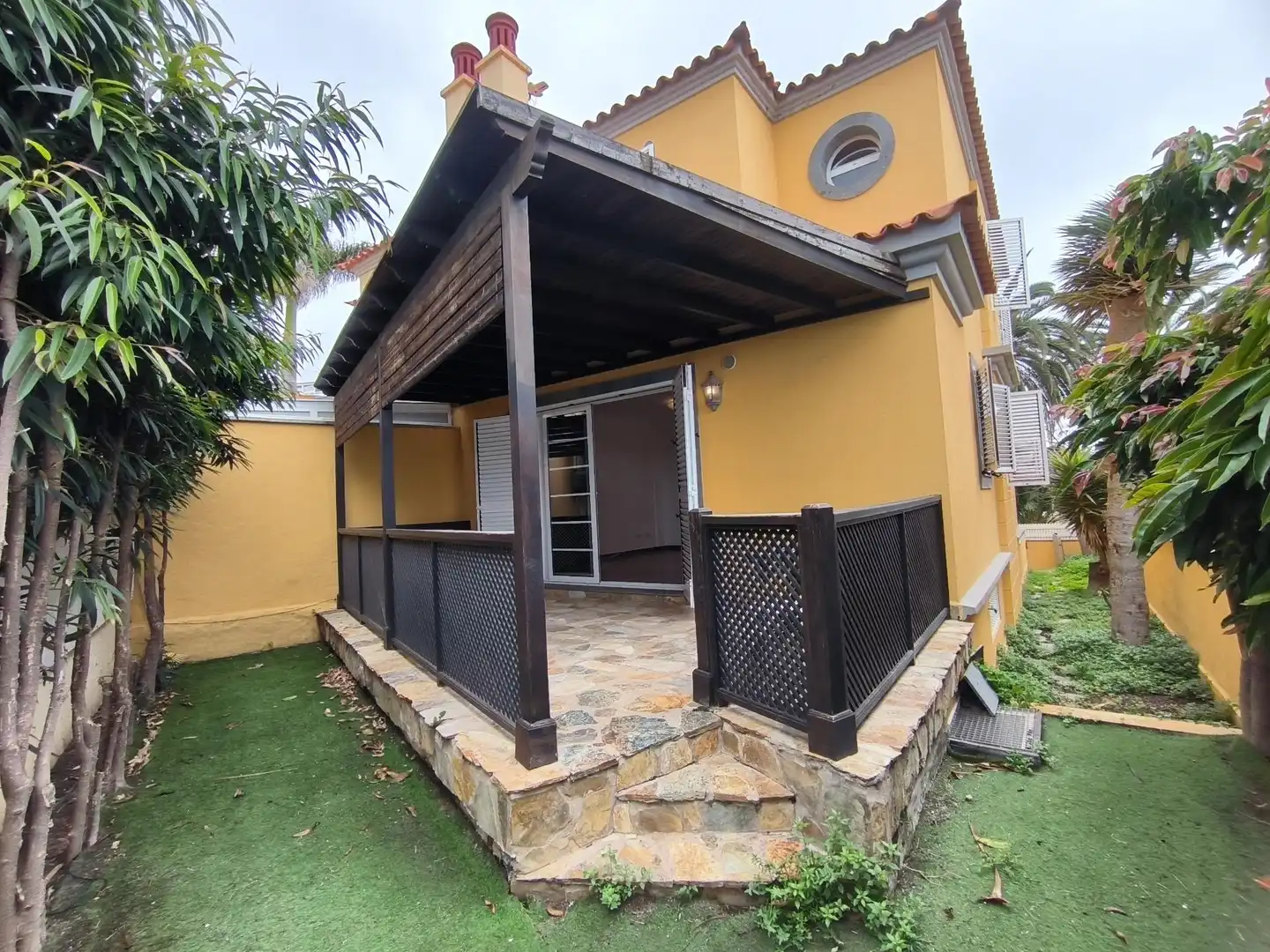 Terrassa de Casa adosada en venda en Las Palmas de Gran Canaria amb Jardí privat, Parquet i Terrassa