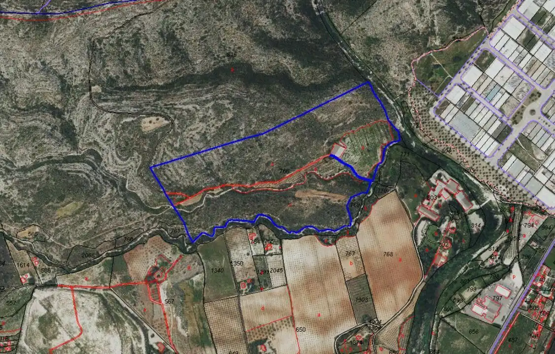 Land for sale in Ontinyent