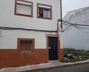 Vista exterior de Casa o xalet en venda en Mérida