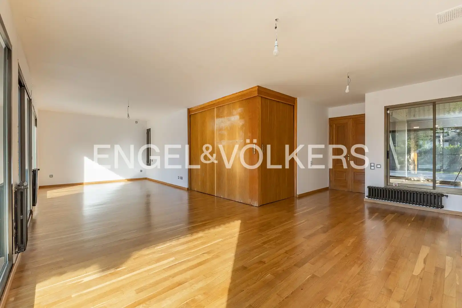 Comedor de Casa o chalet de alquiler en Sant Cugat del Vallès con Calefacción, Jardín privado y Parquet