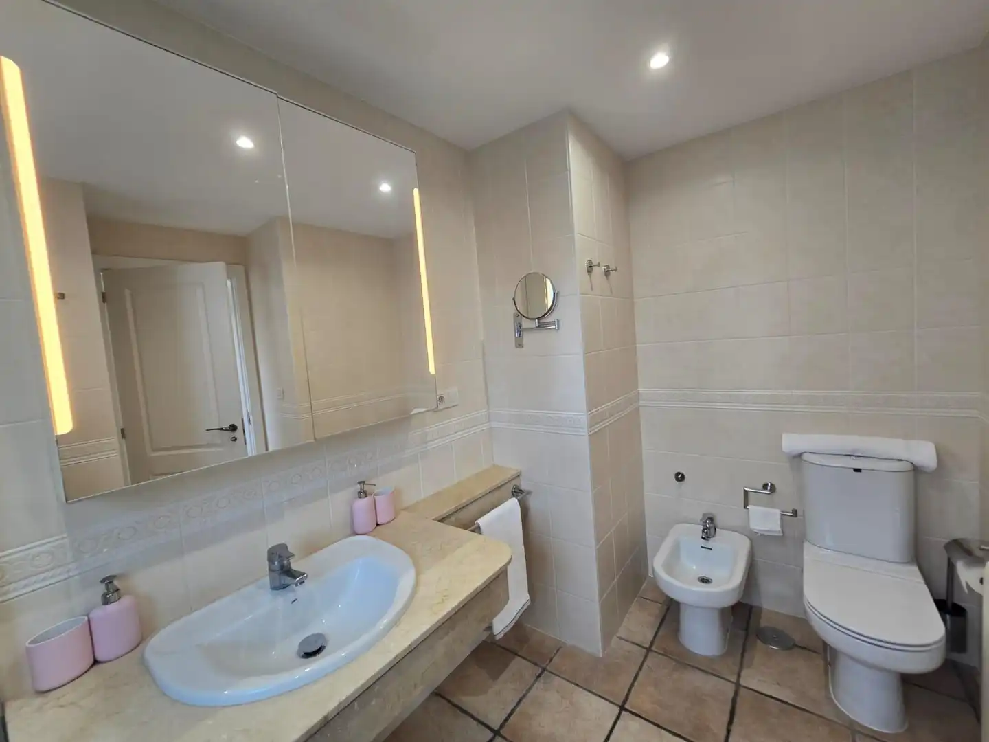 Bathroom of Apartments for rent in L'Alfàs del Pi  with Air Conditioner, Heating and Terrace
