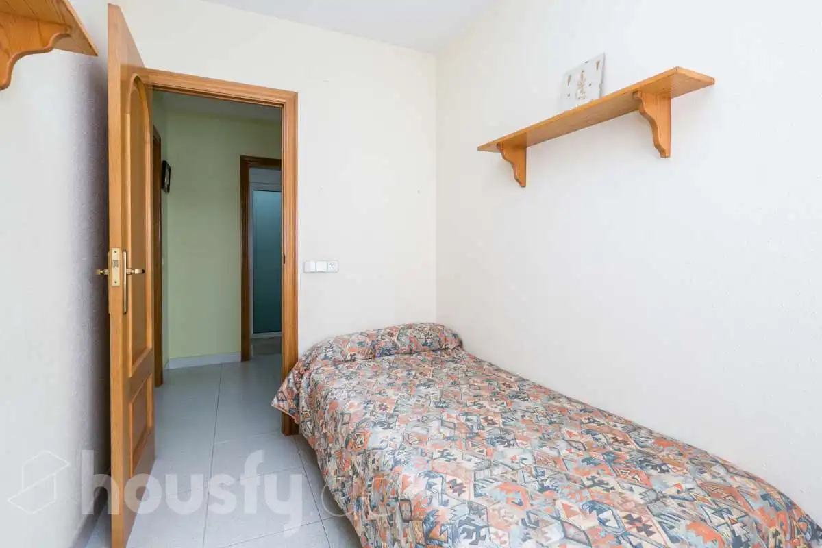 Dormitori de Casa o xalet en venda en Olèrdola amb Terrassa, Traster i Piscina