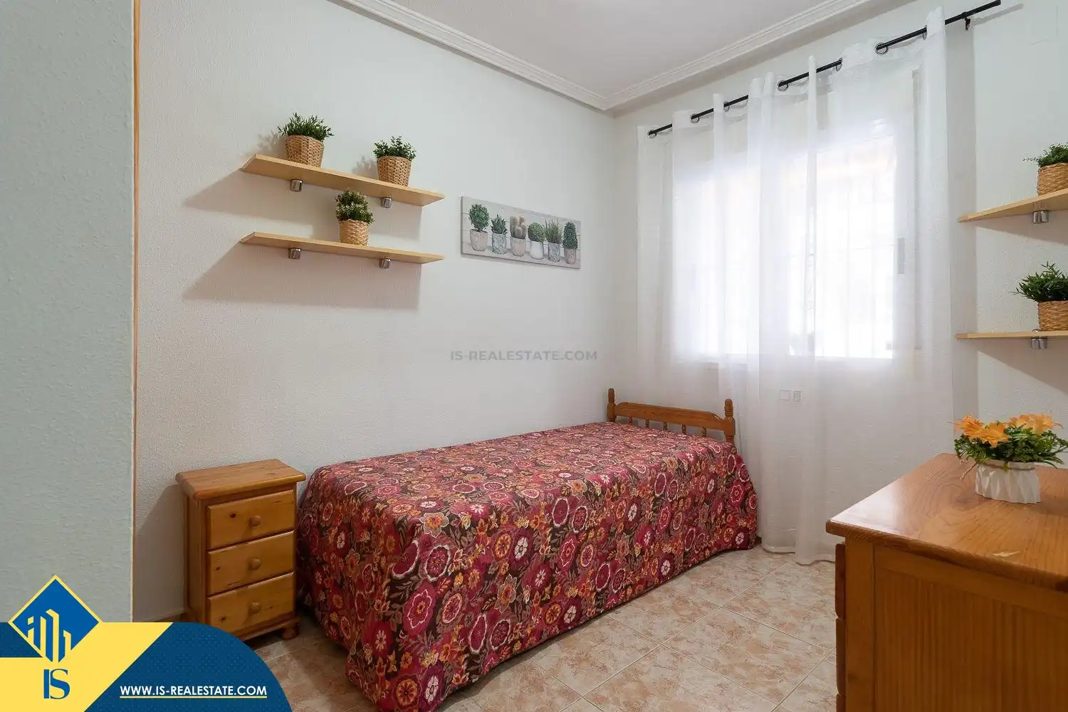 Habitación de Casa o chalet en venta en Orihuela con Terraza y Amueblado
