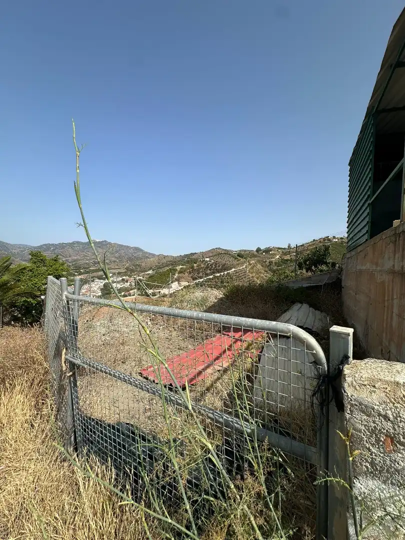 Land for sale in Benamargosa