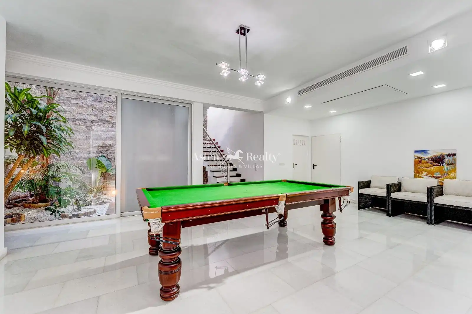 House with pool for sale in Londres, imagen 49