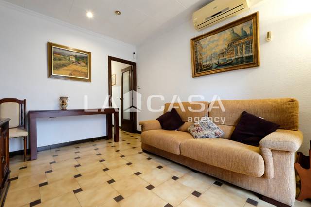 Piso en Venta en Carrer de la Maladeta en Porta