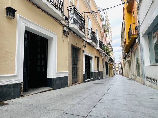 Local comercial en Venta en Casco Antiguo