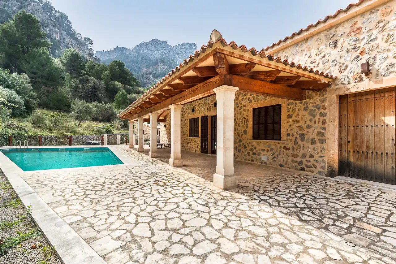 Finca rústica en venta en Estellencs
