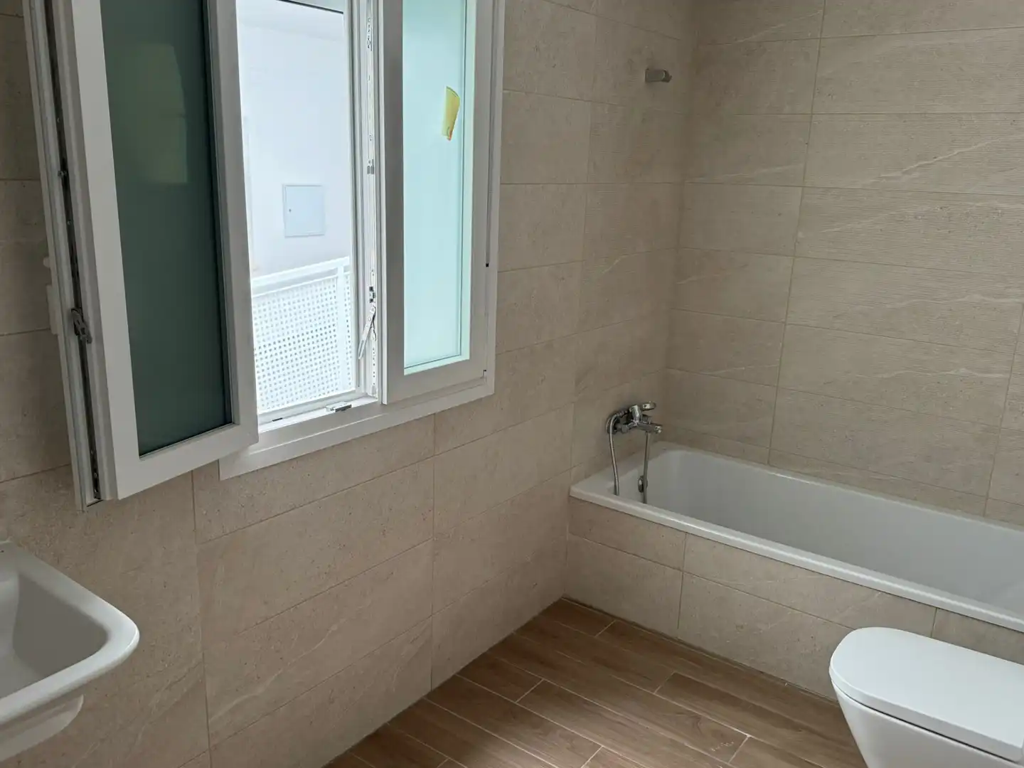 Baño de Piso en venta en Chiclana de la Frontera con Terraza