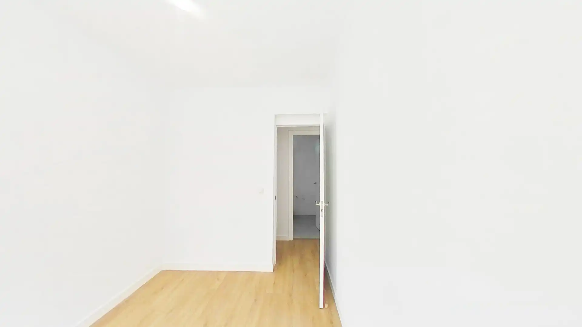 Bedroom of Flat for sale in Sabadell