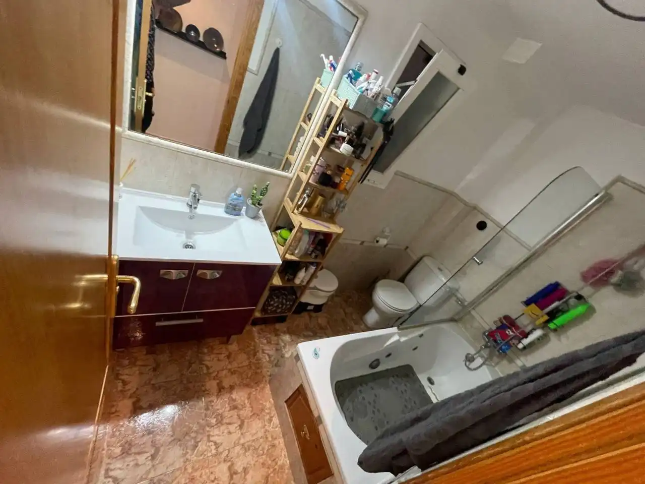 Badezimmer von Wohnung zum Verkauf in  Palma de Mallorca mit Klimaanlage und Balkon