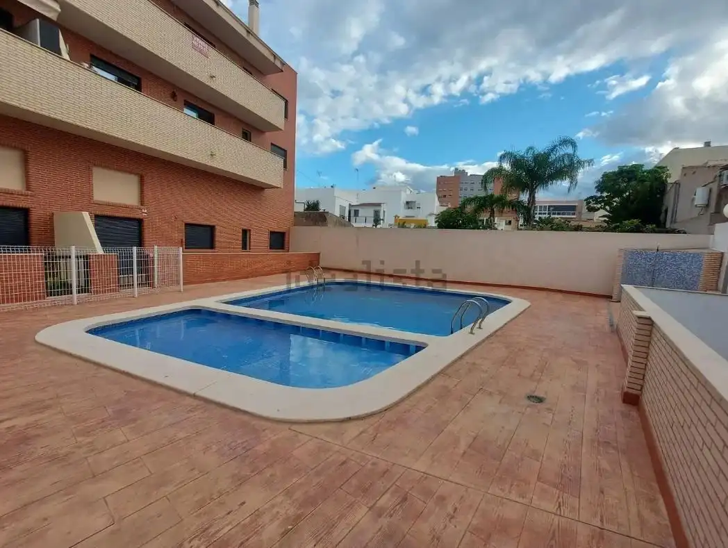 Erdgeschoss zur Miete in Campello pueblo