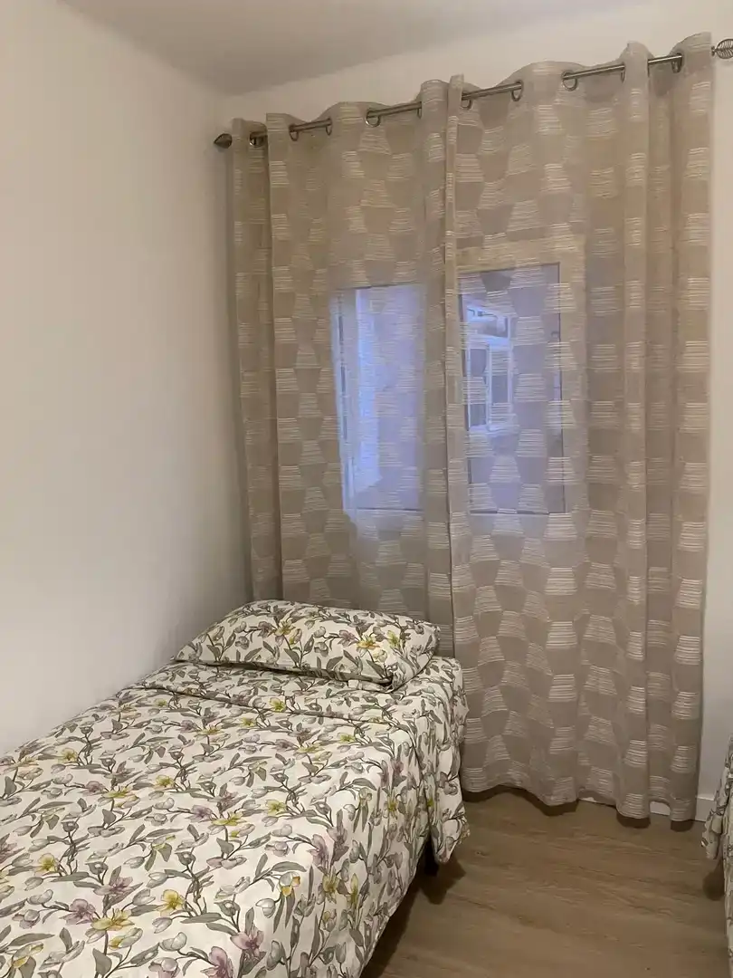Bedroom of Flat for rent in Carretera de Cádiz