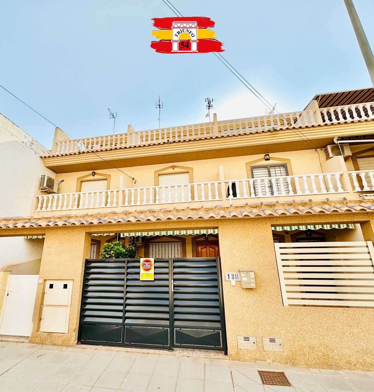 Exterior view of Single-family semi-detached for sale in Pilar de la Horadada