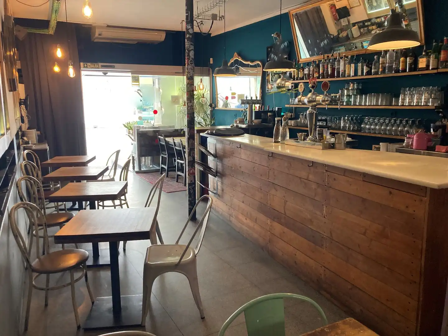 Local comercial en traspaso en Ciutat Vella