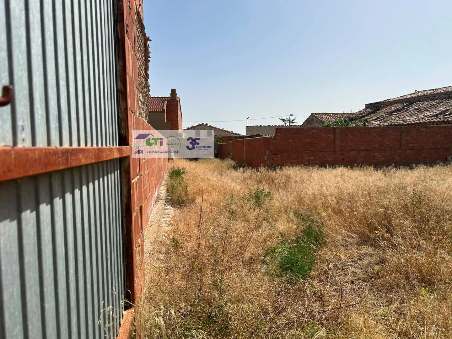 Terreny industrial en venda en Lécera