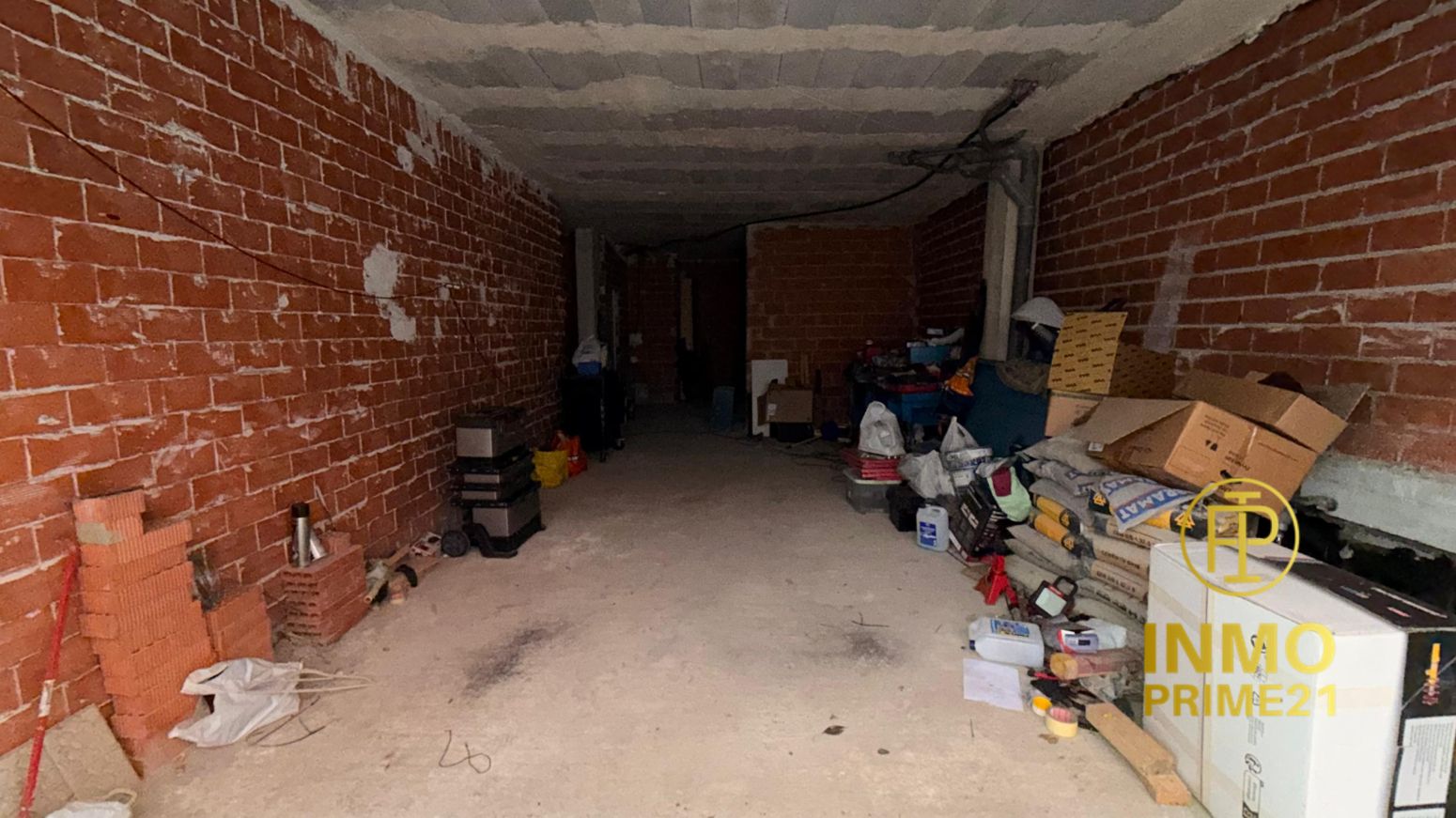 Garage for sale in Santander