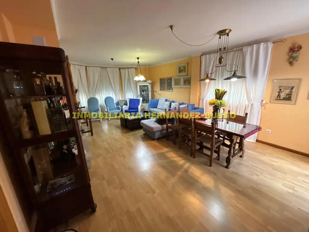 Sala de estar de Casa o chalet en venta en Buenavista con Calefacción, Jardín privado y Terraza
