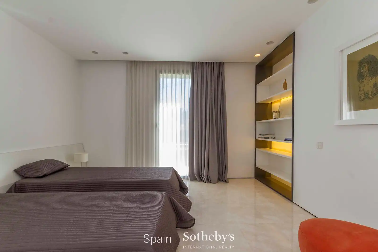 Habitación de Casa o chalet en venta en Madrid con Aire acondicionado, Calefacción y Jardín privado