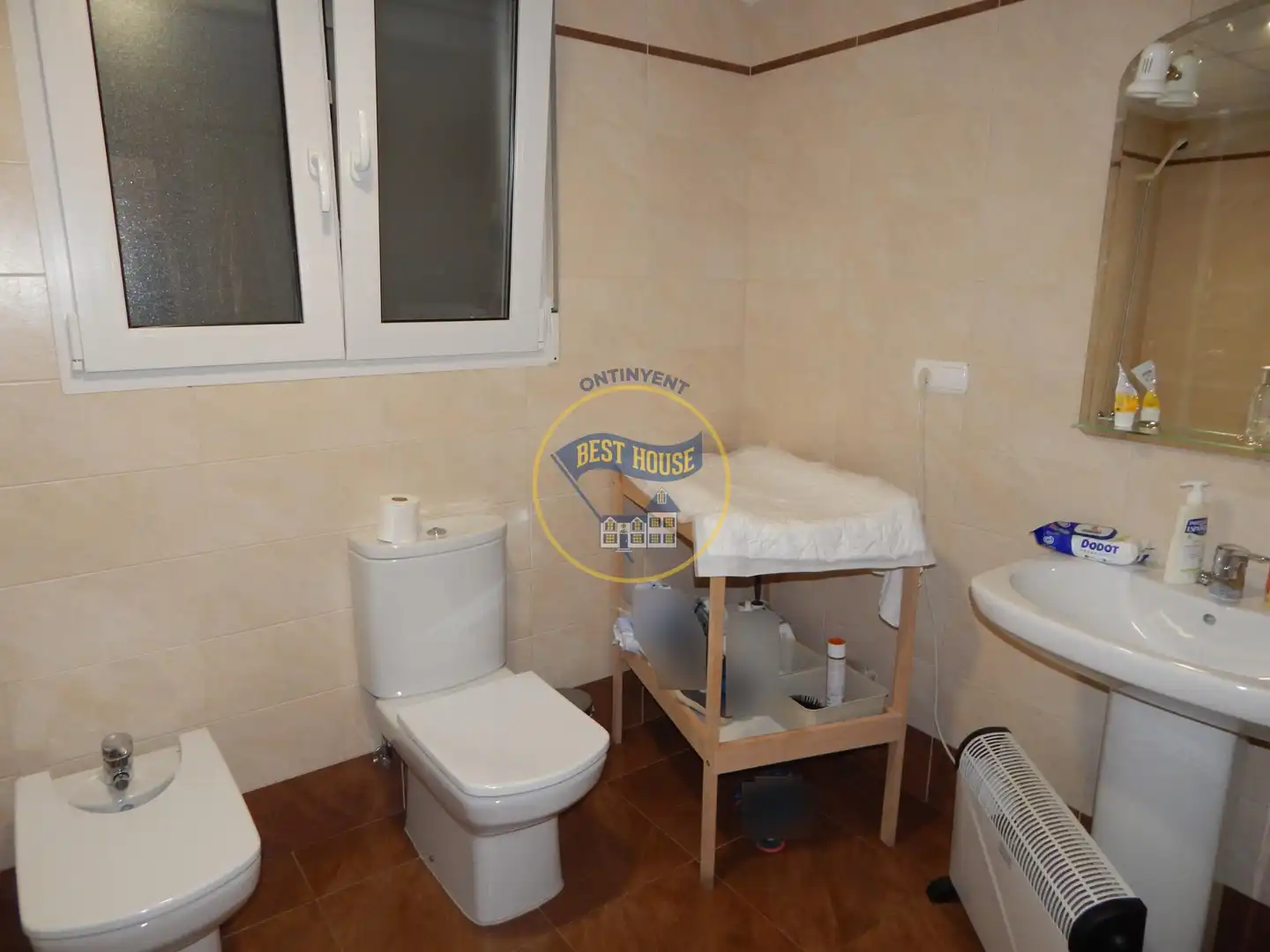 Badezimmer von Wohnung zum Verkauf in Bocairent mit Klimaanlage, Heizung und Abstellraum