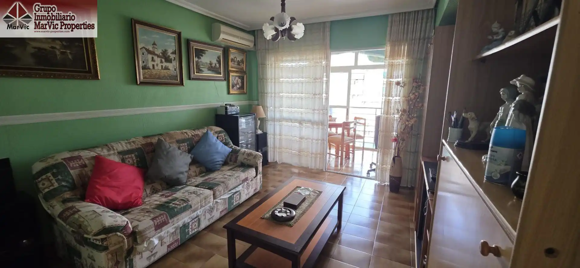 Sala de estar de Apartamento en venta en Benidorm con Aire acondicionado, Jardín privado y Amueblado