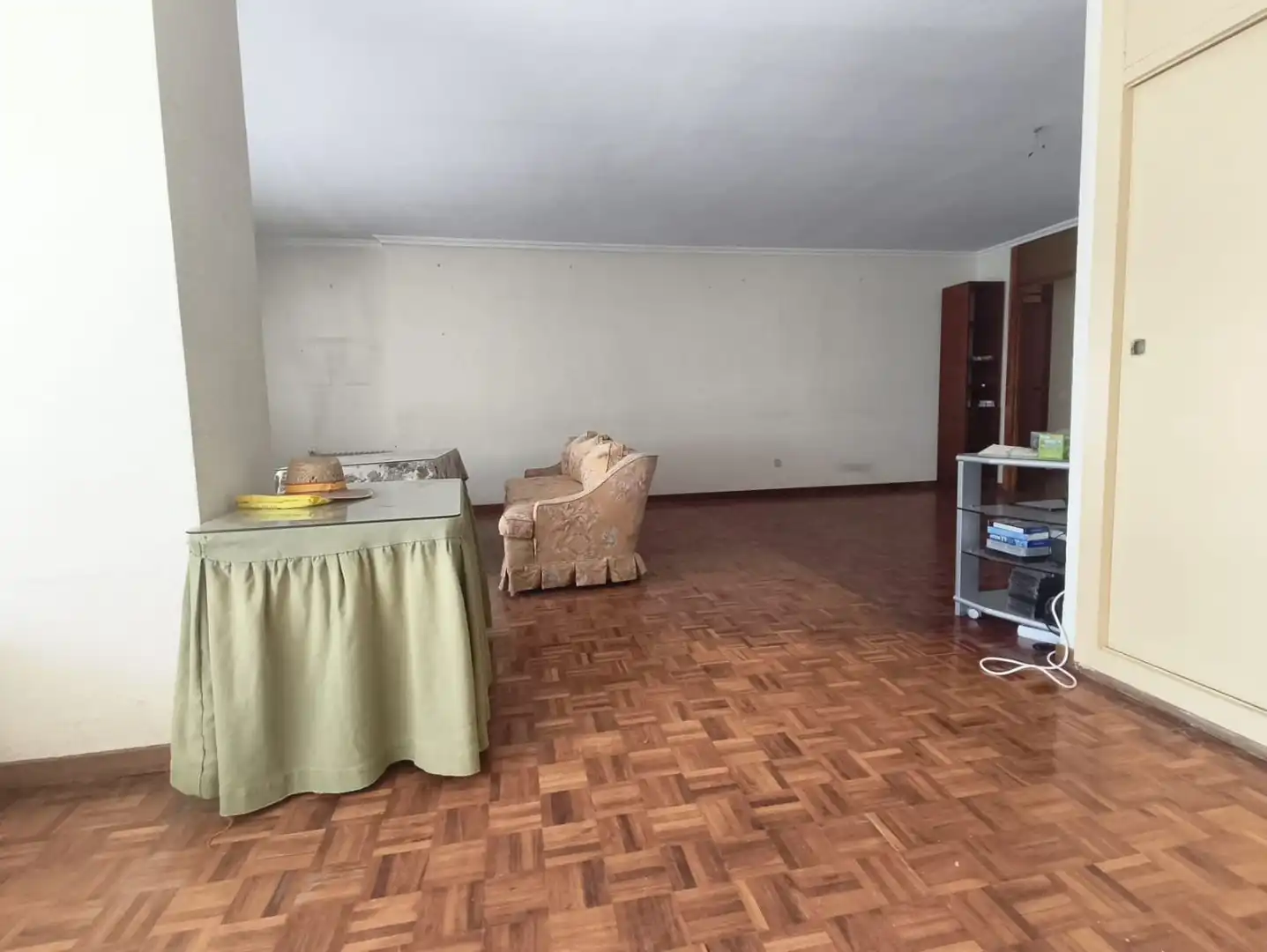 Piso en venta en Badajoz con Calefacción y Parquet
