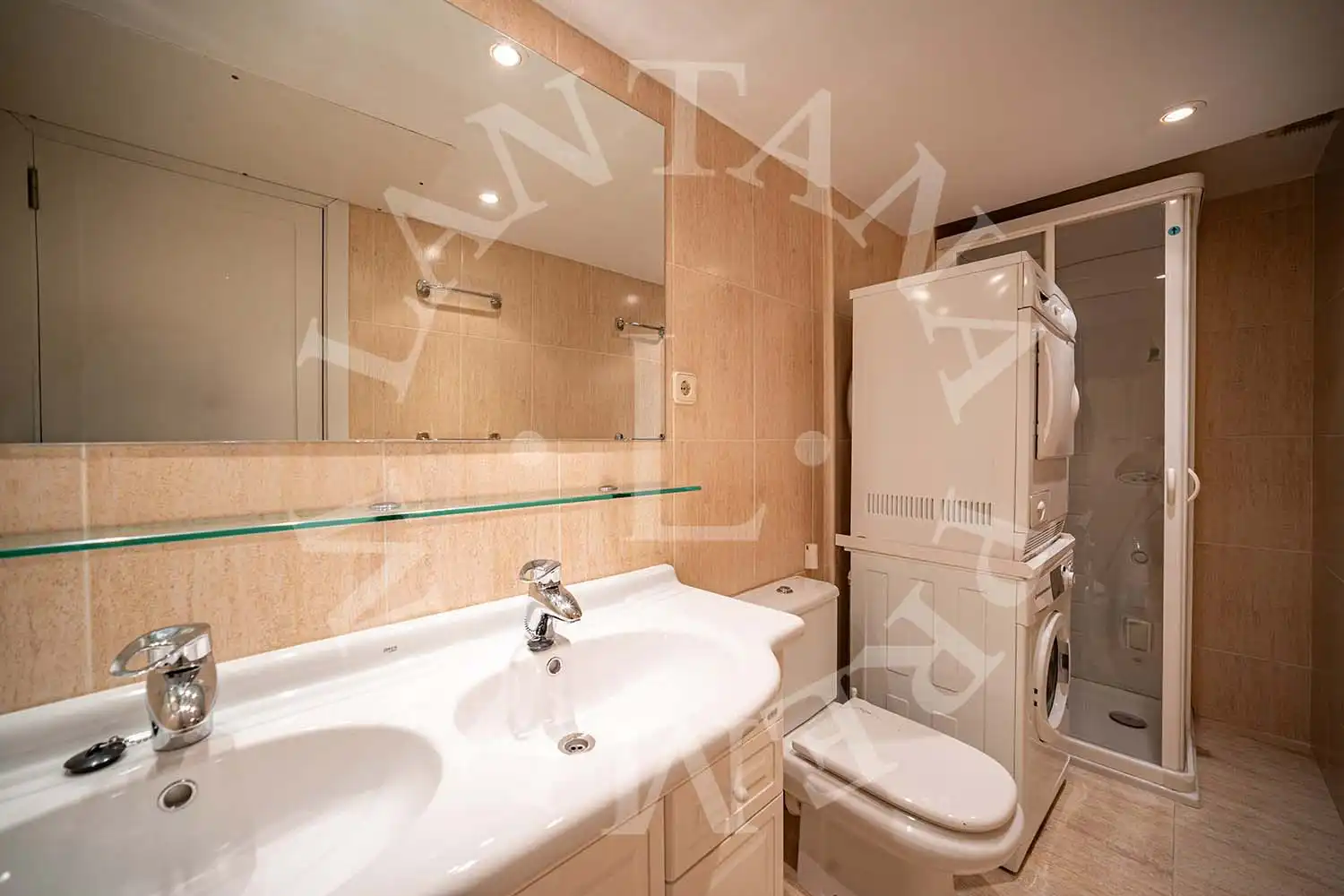 Habitación de Apartamento en venta en Naut Aran con Calefacción, Parquet y Amueblado