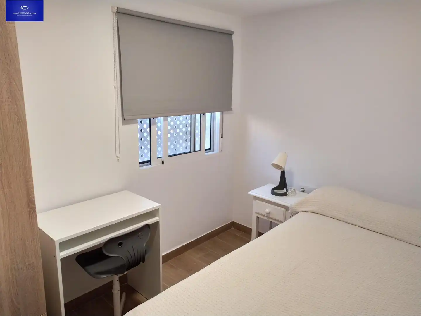 Schlafzimmer von Erdgeschoss zur Miete in Cádiz mit Möbliert