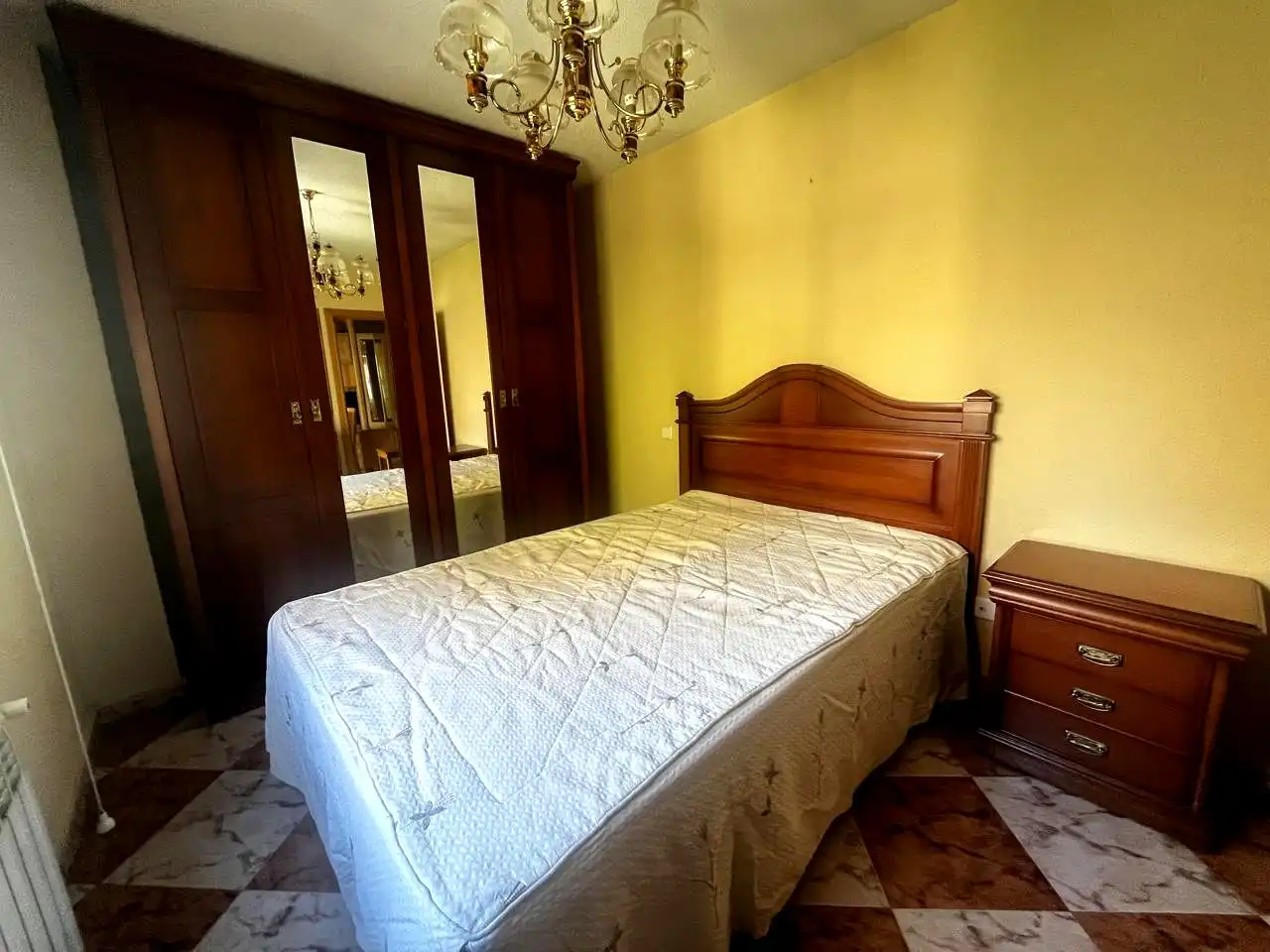 Habitación de Piso en venta en Madrid con Terraza y Amueblado