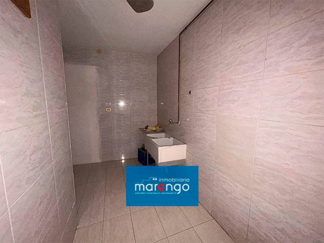 Casa-chalet en Venta en Centro